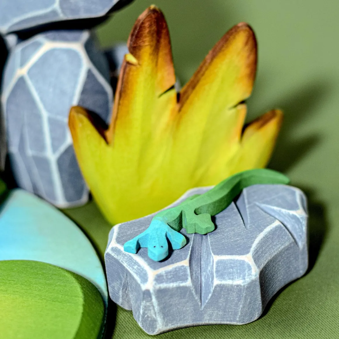 BumbuToys Banana Bush New