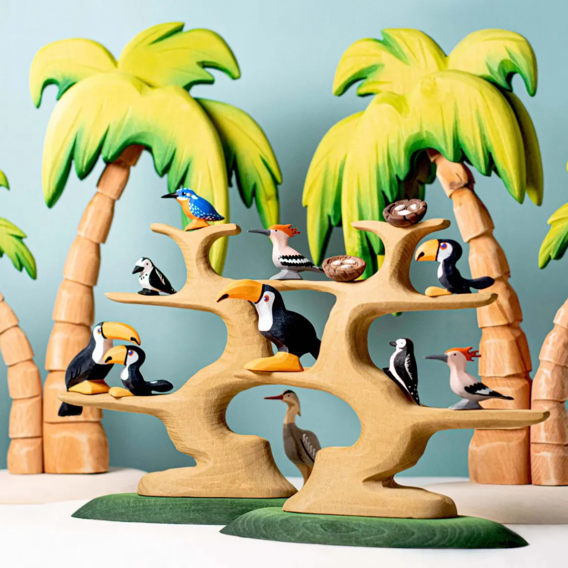 BumbuToys Bird Tree Outlet