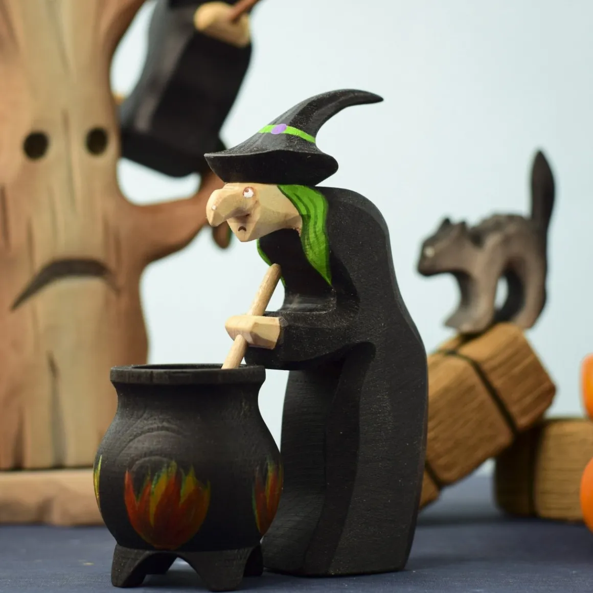 BumbuToys Brewing Witch Hot