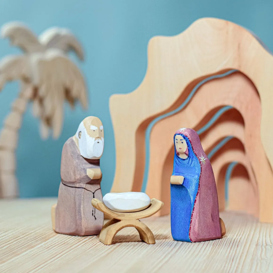 BumbuToys Jesus Child and Crib SET Clearance