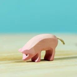 BumbuToys Piglet Eating Outlet
