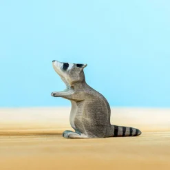 BumbuToys Raccoon Sitting Fashion