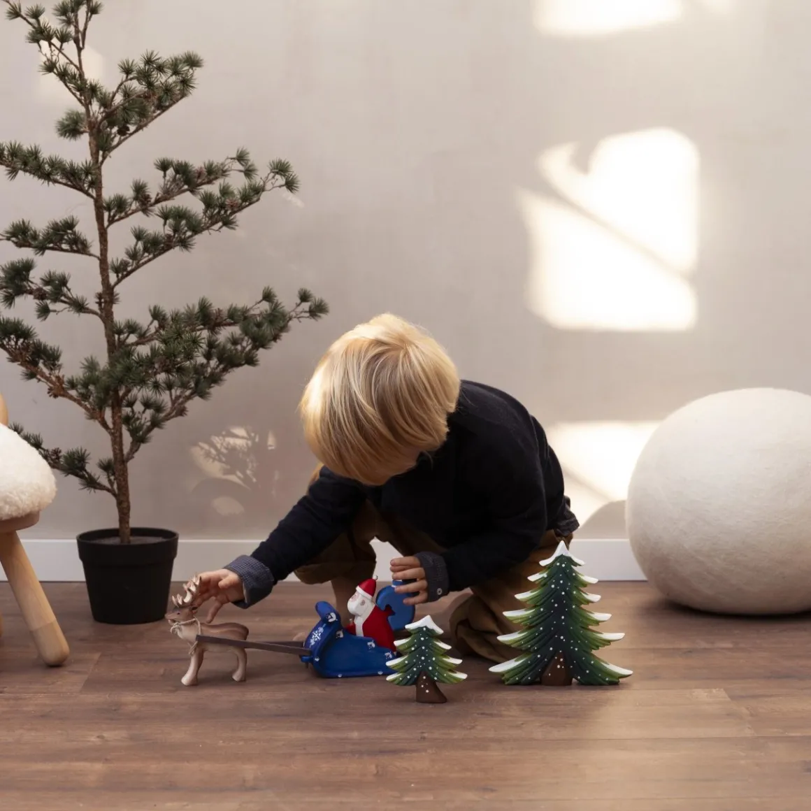 BumbuToys Reindeer Sale