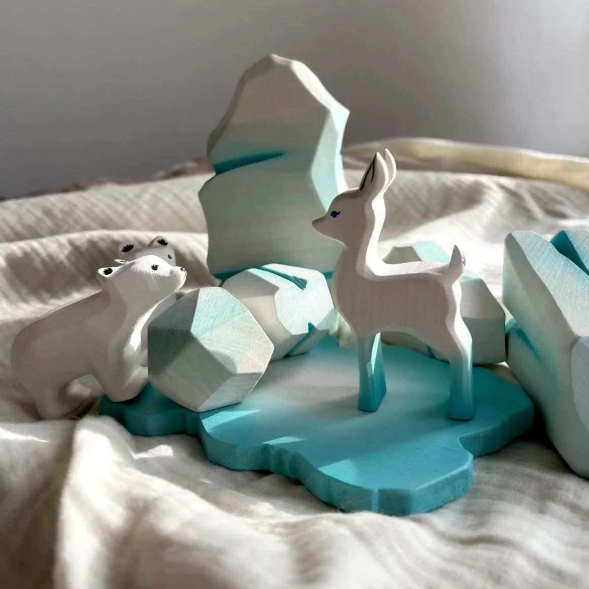 BumbuToys Small Polar Bear Best