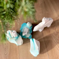 BumbuToys Small Polar Bear Sitting Hot