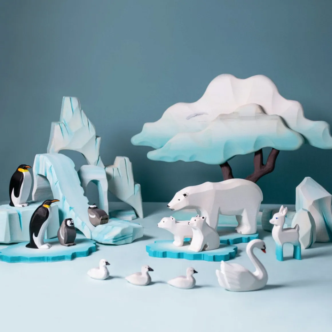 BumbuToys Small Polar Bear Sitting Hot
