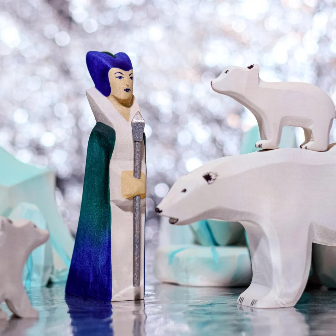 BumbuToys Small Polar Bear Sitting Hot
