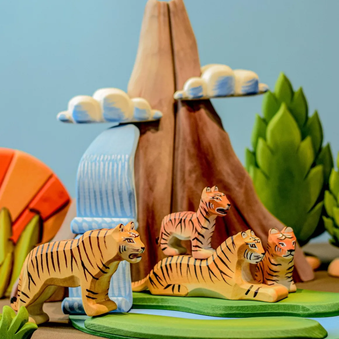 BumbuToys Tiger Lying Sale