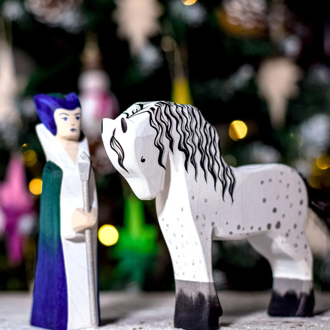 BumbuToys White Horse Online